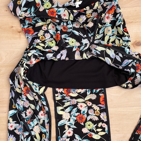 Volcom - Tropical Floral Maxi Skirt w/thigh High Slits - Picture 5 of 8